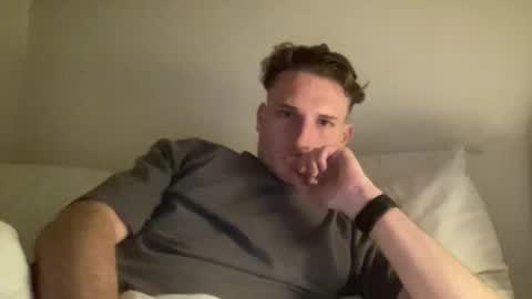 Snapshot of cor01 chatting on 10/05/25, 04:22 cor01 online show from 10/05/25, 04:22