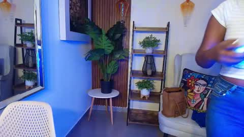 Coral online show from 09/17/25, 11:12