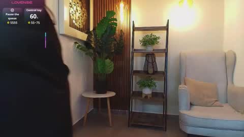 Coral online show from 09/26/25, 11:03