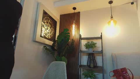 Coral online show from 09/27/25, 11:15