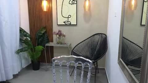 Coral online show from 12/18/25, 11:16