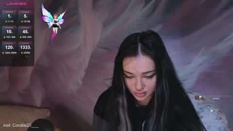 coralie20 online show from 11/10/25, 07:40