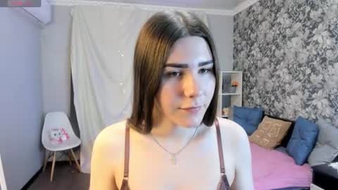 Snapshot of coraline_kitty chatting on 06/09/26, 03:56 Coraline online show from 06/09/26, 03:56