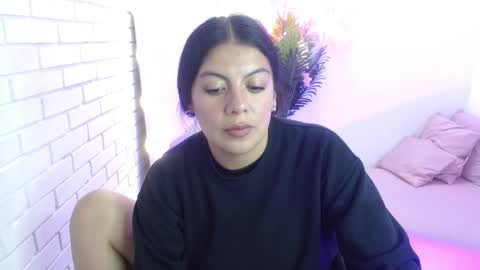 Snapshot of coraline_tay chatting on 02/15/25, 11:39 Carolina online show from 02/15/25, 11:39
