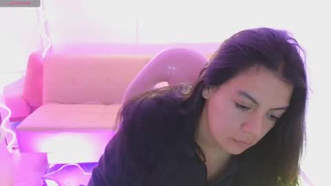 Snapshot of coraline_tay chatting on 03/12/25, 07:02 Carolina online show from 03/12/25, 07:02