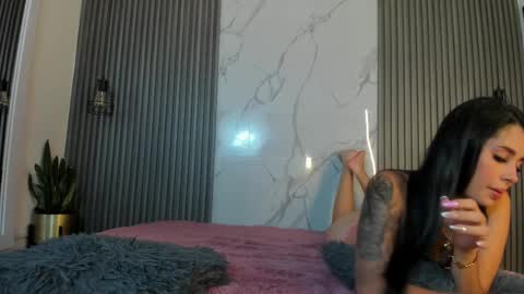 C O R A L  C A L I O P E   online show from 03/08/25, 07:31