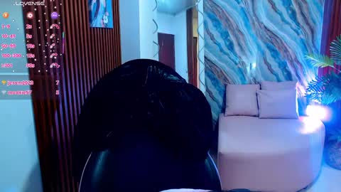 corall_tay1 online show from 04/23/26, 11:42