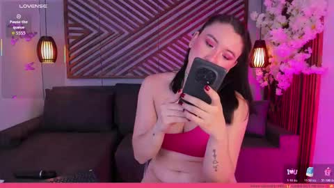   online show from 11/25/25, 11:54