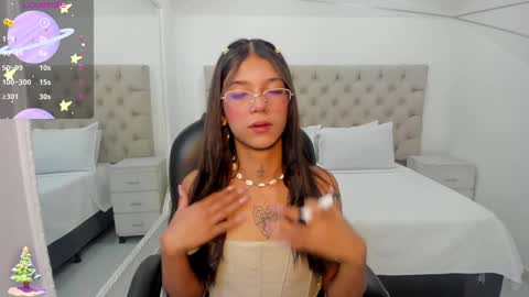 Snapshot of coralrigan chatting on 01/12/25, 07:00 Coral online show from 01/12/25, 07:00