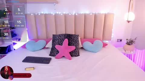 Coral Smith online show from 02/19/25, 07:38