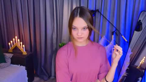 Snapshot of corazonmalinky chatting on 11/26/25, 03:35 Lia online show from 11/26/25, 03:35