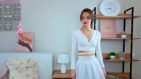 Snapshot of corazonmalinky chatting on 02/28/26, 03:07 Lia online show from 02/28/26, 03:07