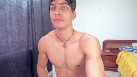 Snapshot of corey_vale chatting on 07/20/26, 03:25 corey_vale online show from 07/20/26, 03:25