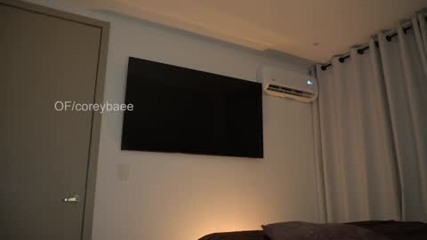 Snapshot of coreybae chatting on 01/05/25, 04:14 coreybae online show from 01/05/25, 04:14