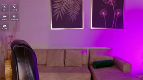 Corinne Russo online show from 02/11/25, 07:02