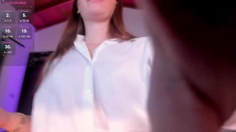 Corinne Russo online show from 02/18/25, 04:26