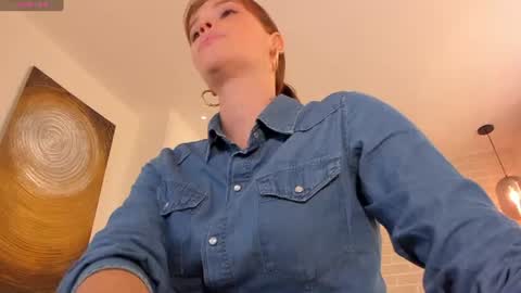 Snapshot of corinnerusso chatting on 06/24/26, 07:24 Corinne Russo online show from 06/24/26, 07:24