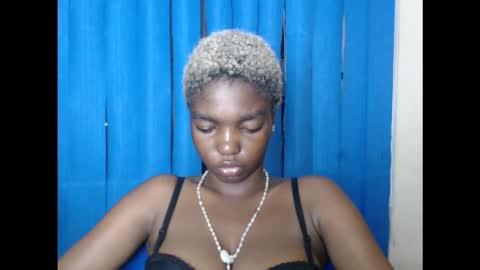 cornxcuntx online show from 09/23/25, 12:13