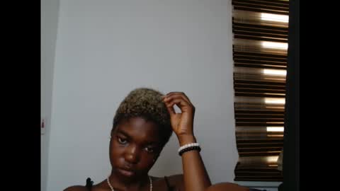 cornxcuntx online show from 10/15/25, 09:20