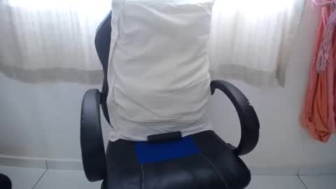 corolaxxl online show from 10/01/25, 05:41