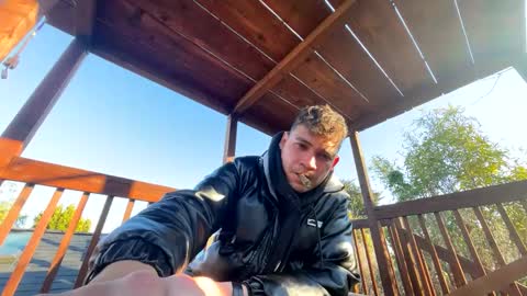 Snapshot of coronelking chatting on 01/16/25, 11:37 coronelking online show from 01/16/25, 11:37