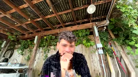 Snapshot of coronelking chatting on 10/15/25, 07:25 coronelking online show from 10/15/25, 07:25