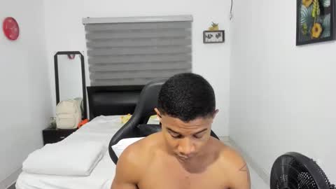 Snapshot of corzoethan chatting on 01/07/26, 05:10 Ethan online show from 01/07/26, 05:10