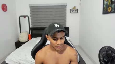 Snapshot of corzoethan chatting on 01/11/26, 11:43 Ethan online show from 01/11/26, 11:43