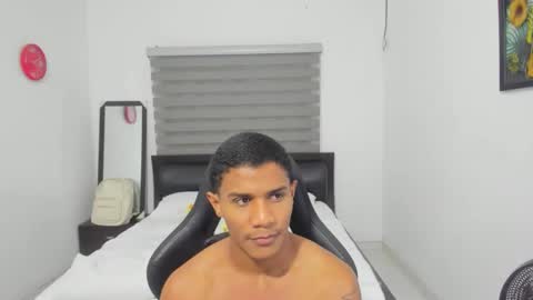 Snapshot of corzoethan chatting on 02/20/26, 11:38 Ethan online show from 02/20/26, 11:38