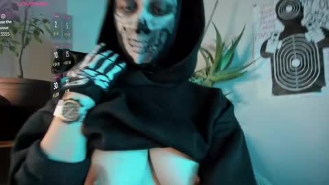 cos_operator online show from 10/05/25, 05:44