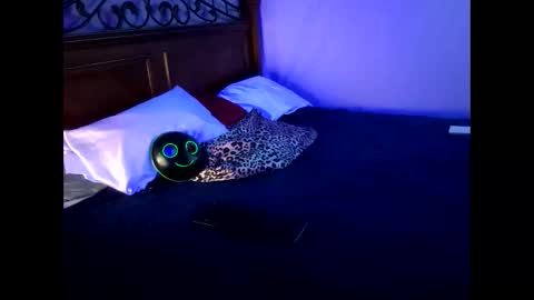 cosdaddy online show from 09/15/25, 04:12