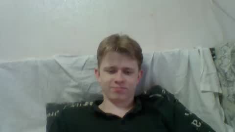Snapshot of cosm2312 chatting on 04/27/26, 04:16 Andrew online show from 04/27/26, 04:16