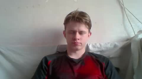Snapshot of cosm2312 chatting on 05/12/26, 03:09 Andrew online show from 05/12/26, 03:09