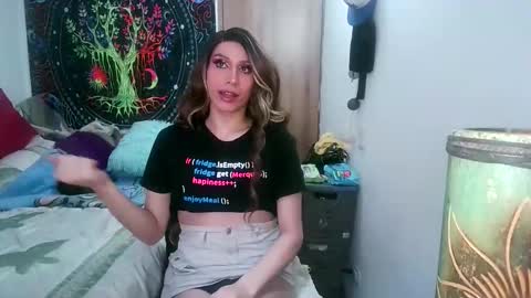 cosmic_crystal online show from 10/19/25, 08:20