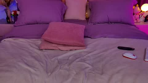 Sia online show from 02/01/25, 03:08