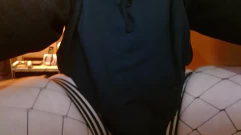 Snapshot of cosmicjones88 chatting on 01/14/25, 09:45 cosmicjones88 online show from 01/14/25, 09:45