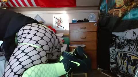 cosmicjones88 online show from 04/22/26, 11:45