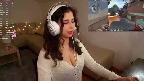 Luna online show from 03/15/26, 04:24