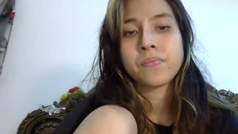 Snapshot of cottoncandygirl9898 chatting on 02/17/25, 11:23 Liz Gwyneth Charlota online show from 02/17/25, 11:23