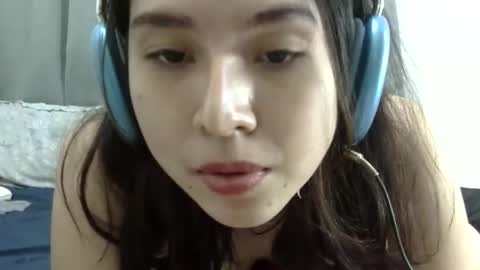 Liz Gwyneth Charlota online show from 04/05/26, 04:26