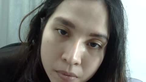 Liz Gwyneth Charlota online show from 04/19/26, 08:35