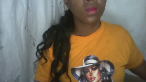 couleur_vanille online show from 11/03/25, 01:19