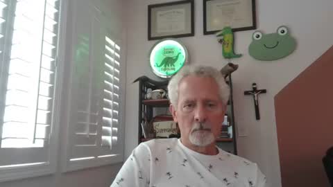 Snapshot of count_of_monte_christo chatting on 06/14/26, 09:17 count_of_monte_christo online show from 06/14/26, 09:17