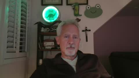 Snapshot of count_of_monte_christo chatting on 06/25/26, 03:17 count_of_monte_christo online show from 06/25/26, 03:17