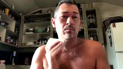 countryjoe2002 online show from 12/14/25, 06:23