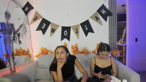 couple_funnyy online show from 10/09/25, 02:09