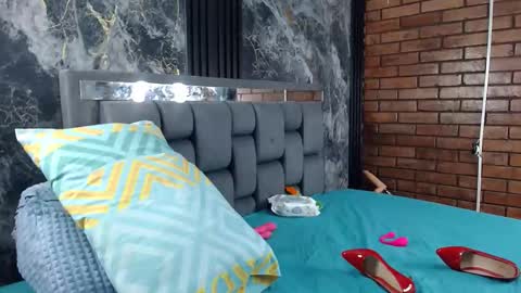 Andrea and Scott online show from 04/17/26, 09:01