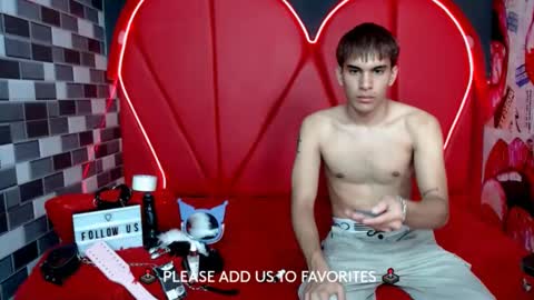 Snapshot of couple_sexxy7 chatting on 02/05/25, 07:31 MIA LIZ AND SAM online show from 02/05/25, 07:31