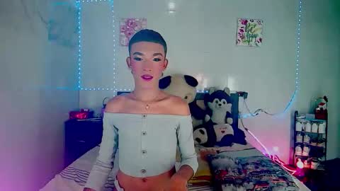 ALEXA  KIM online show from 10/19/25, 06:08