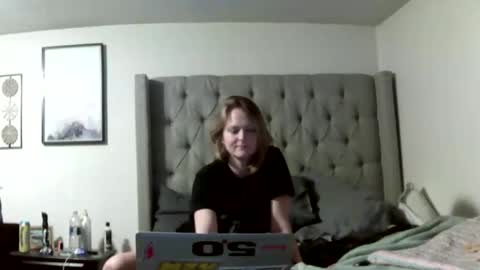 Snapshot of couplefun1290 chatting on 02/08/26, 02:48 couplefun1290 online show from 02/08/26, 02:48